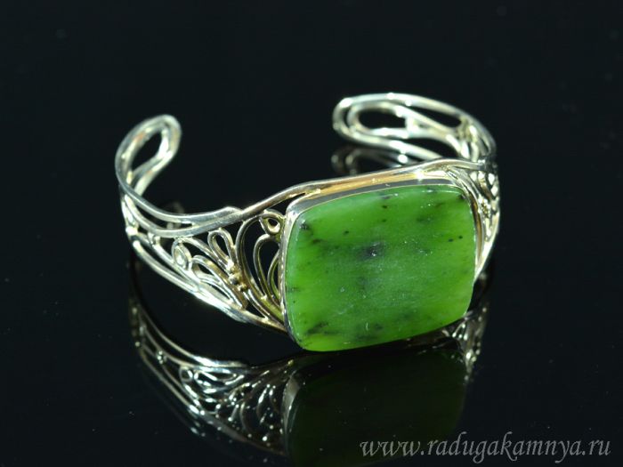 Bracelet with jade " Rectangle " 32*27mm, 18.5 cm.