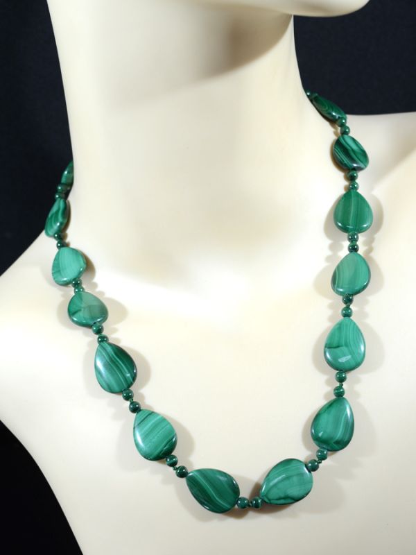 Beads with malachite T.drop 15*20mm, ball 4mm, 50cm