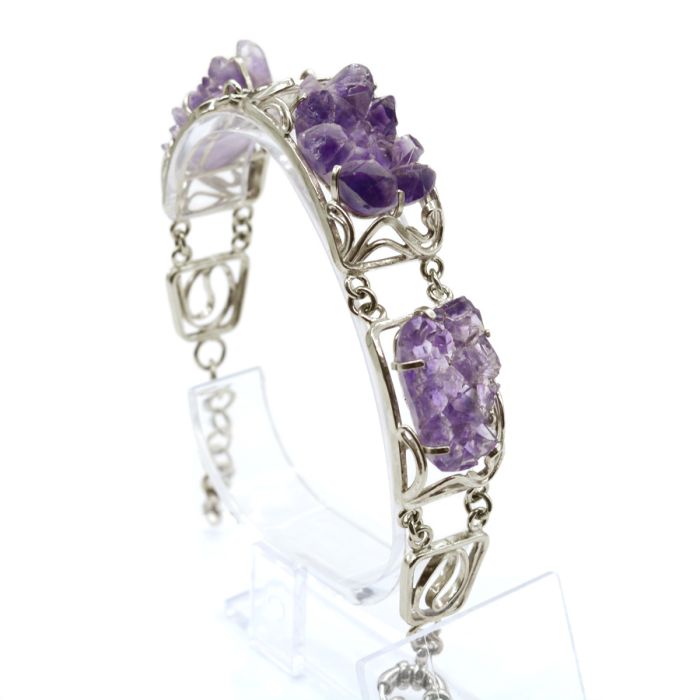 Amethyst bracelet, 18.5 cm.