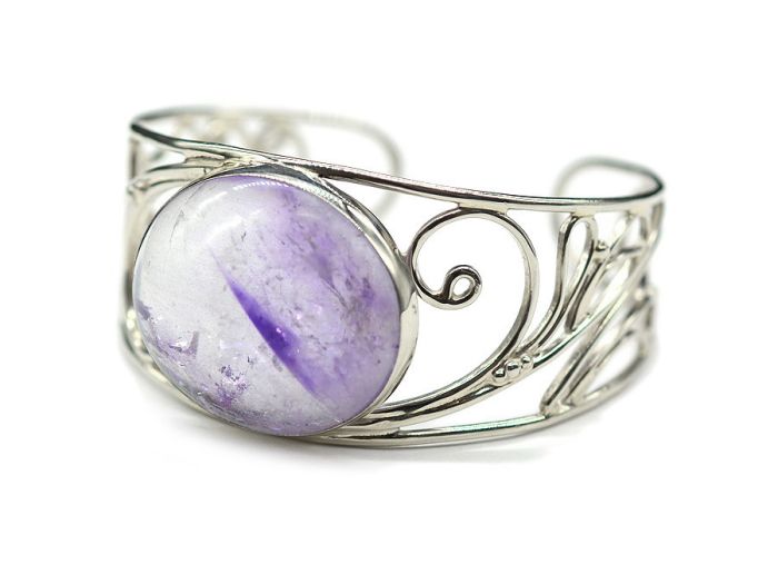 Amethyst bracelet, 17.5 cm.