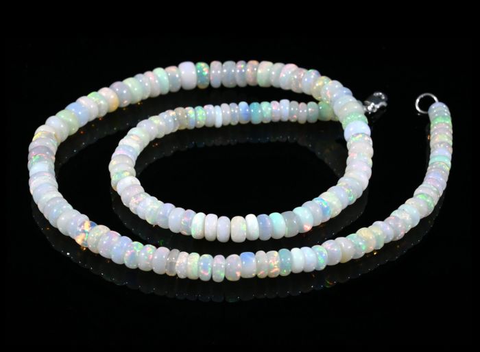 Opal rondel beads for an increase of 45cm, 18.3g