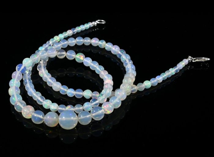 Opal Beads ball 3-6mm, 49cm, 9.8g