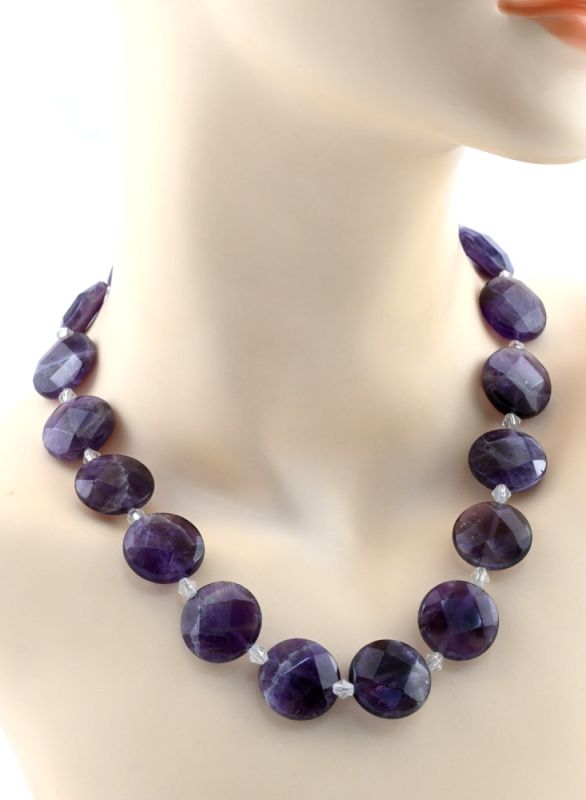 Beads made of amethyst T.circle 15mm, 50cm