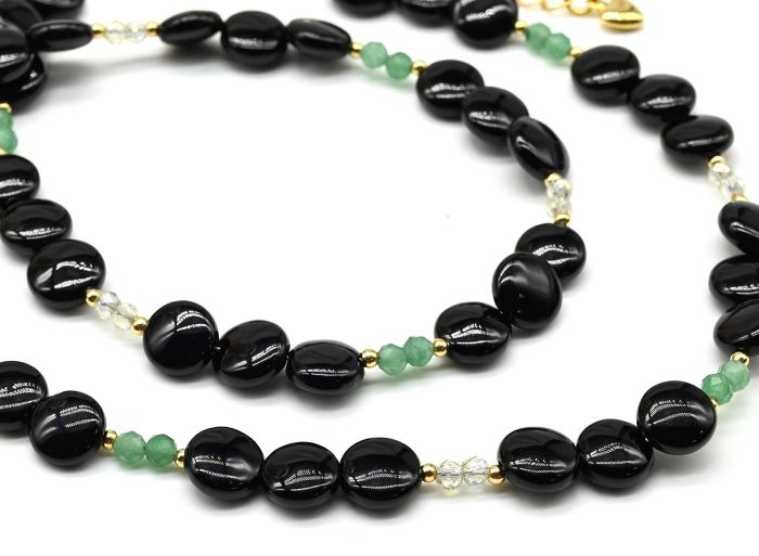 Beads made of agate T.8mm circle with zircons, 47cm