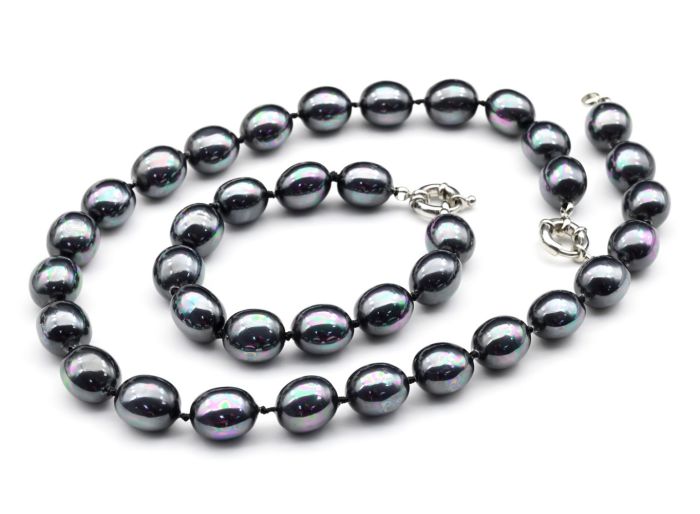 Beads, bracelet from Mallorca oval 13*15mm color.black, 47; 20cm