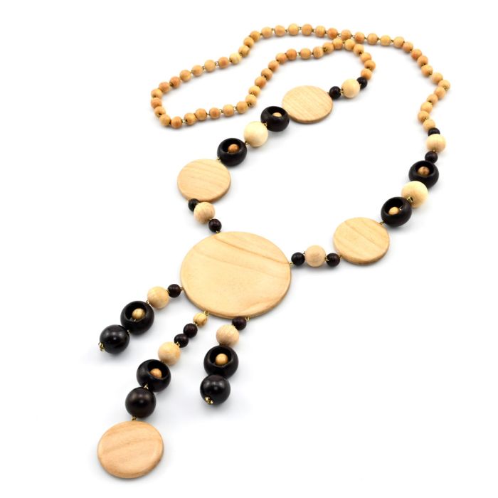 Wooden beads with Charlotte pendant, 75cm