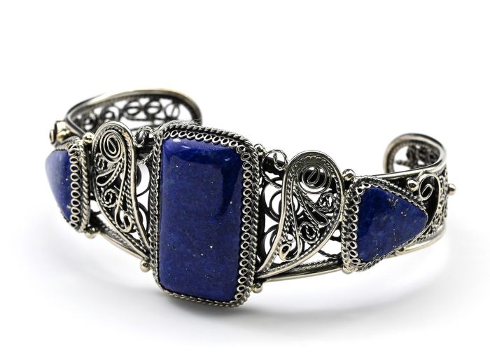 Lapis lazuli bracelet, 20 cm.