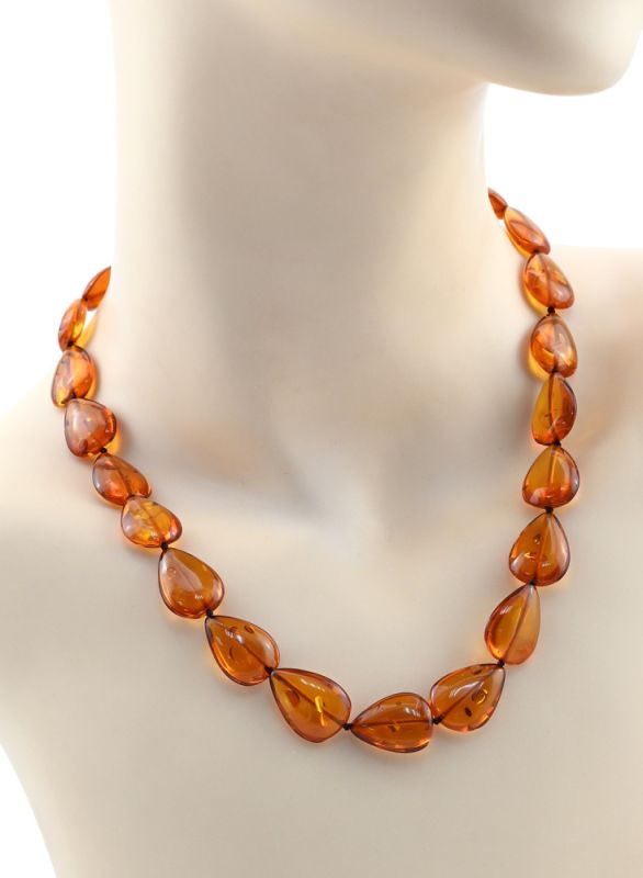 Beads made of amber T.droplet 14*19mm light cognac, 46cm