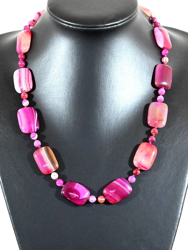 Beads made of tinted agate, rectangle 18*25mm, ball 6mm color fuchsia, 55cm